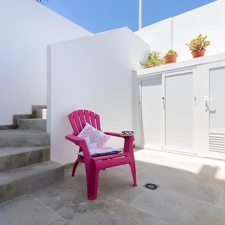 Appartement Purple Volcano Apartment, Free Access To The Fariones Sports Center